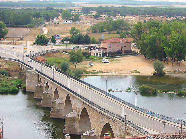 Puente de Tordesillas.jpg