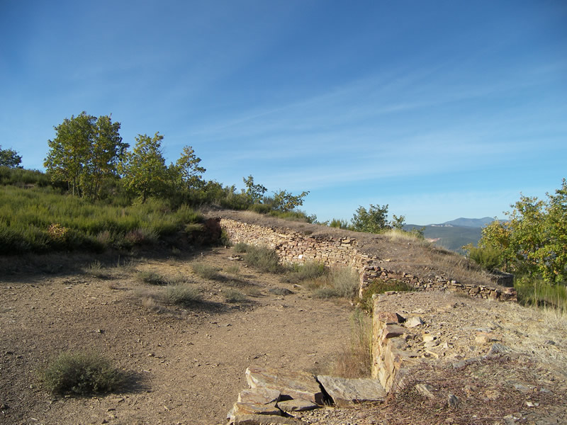 Yacimiento-Borrenes-Castro_de_Borrenes.jpg