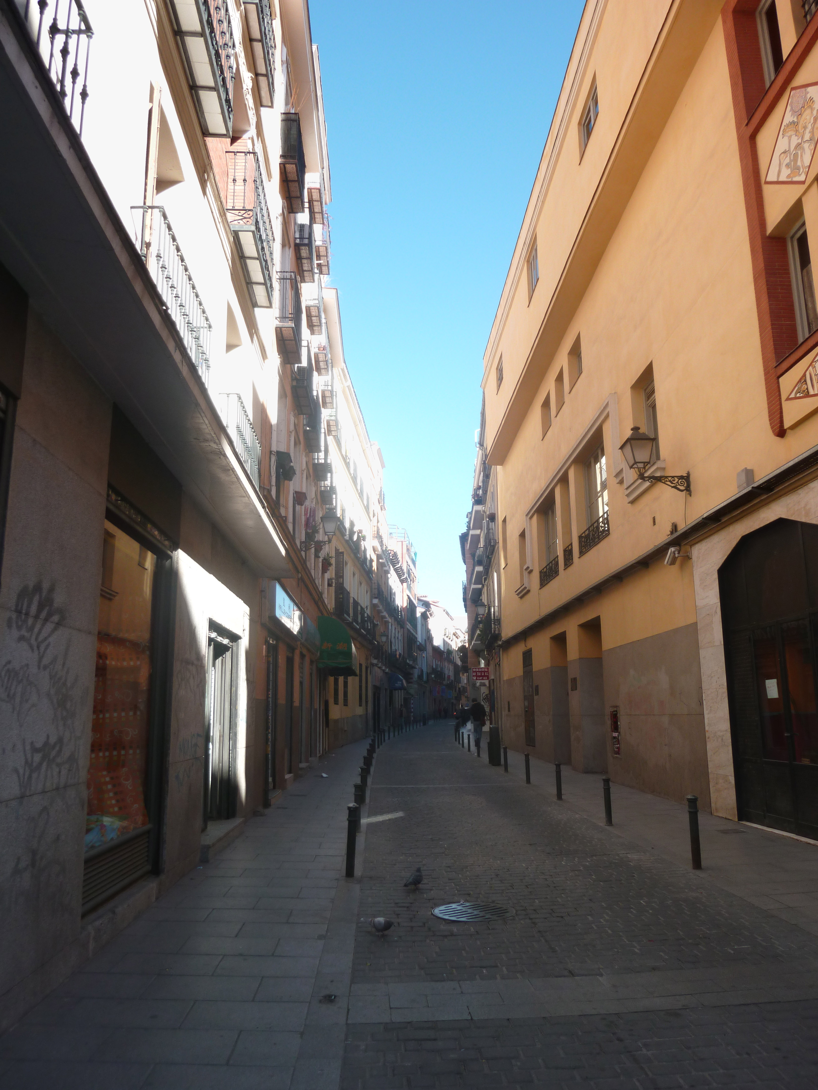 calle de las dos hermanas.jpg