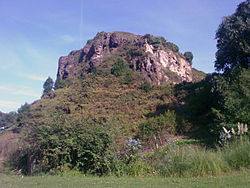 castillo de gauzon o raices.jpg