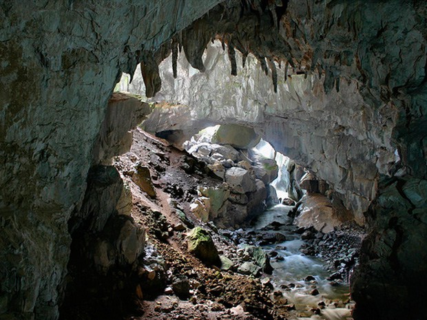 cueva de la mora.jpg