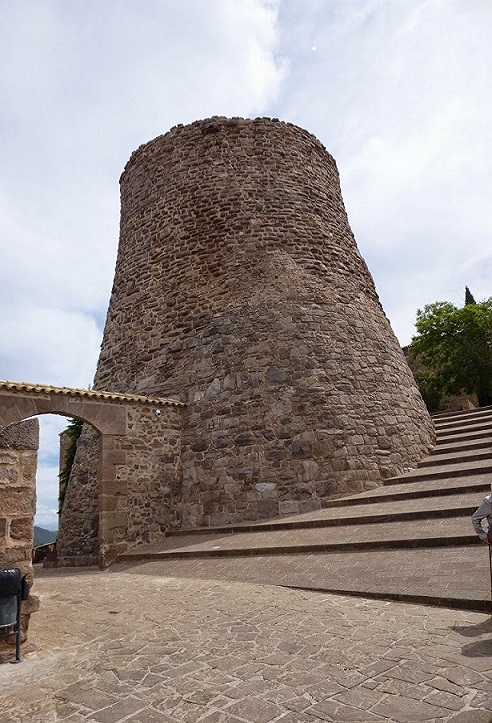 torre de la minyona1.jpg